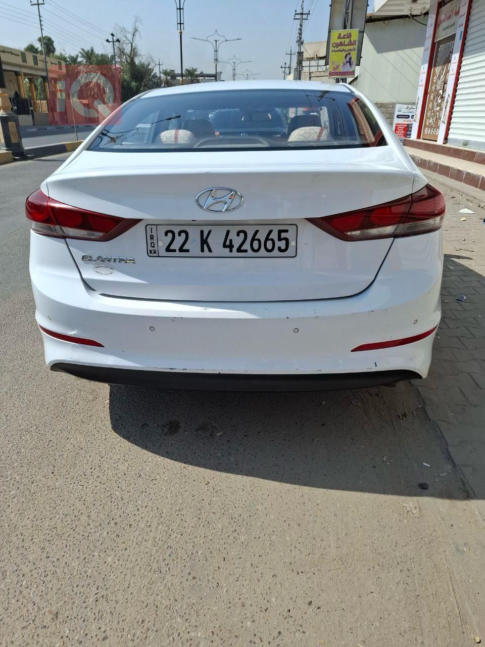 Hyundai Elantra